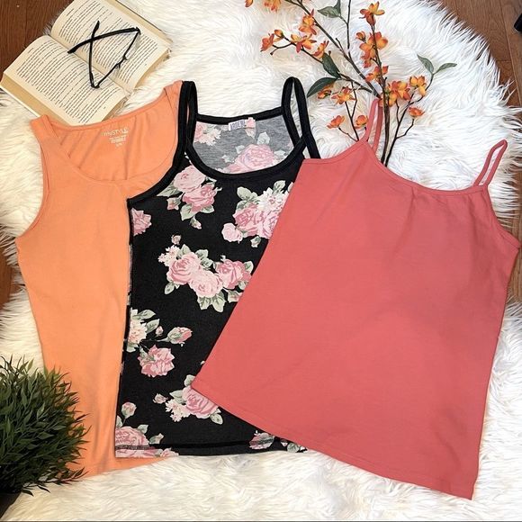 Ardene Tops - 2/$15 Bundle of 3 Tank Tops & Camisoles Womens Size L